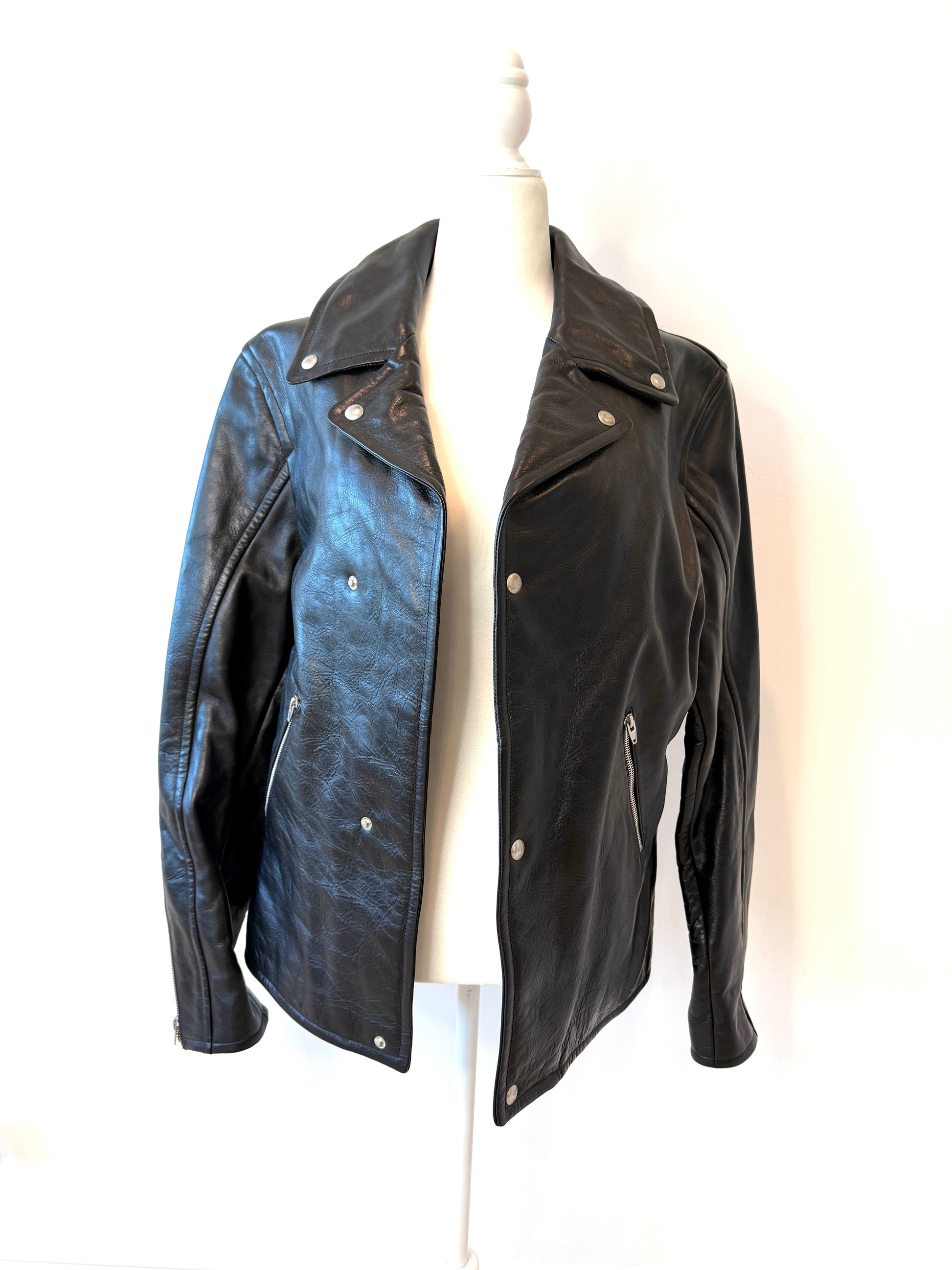 Alexander Wang Matrix Leather Biker Jacket in 100% cowhide from the Men’s Fall 2015 collection, featuring a sleek biker silhouette.