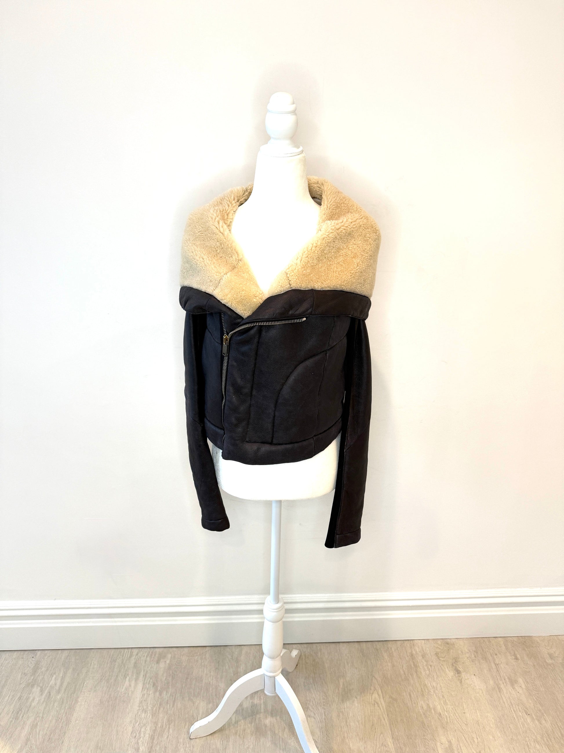 Rick Owens Shearling Lined Jacket, draped design, hoodie option, premium insulation, great condition.